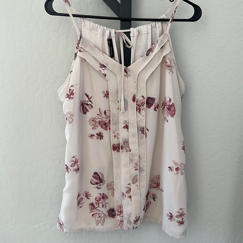 Maurice’s flowery top